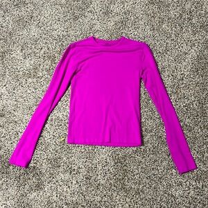 SKIMS medium long sleeve shirt ‼️NEVER WORN‼️